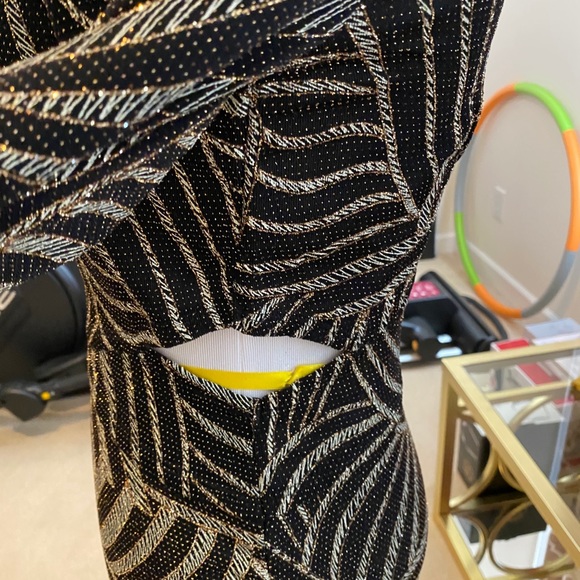 Dress - Picture 3 of 3